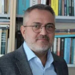 Teror ve radikalizm calismasina ret veren rektorluk prof demirin olum ilanini da 4 gun l9tPZlZb